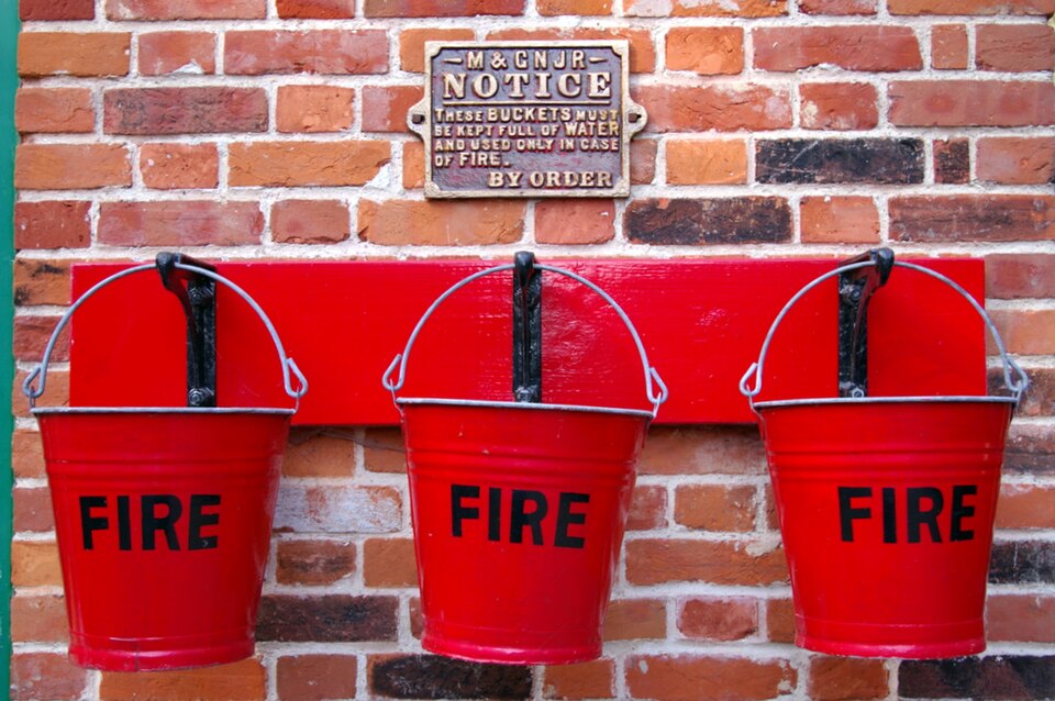 Fire Bucket Stand with 4 Buckets - 2